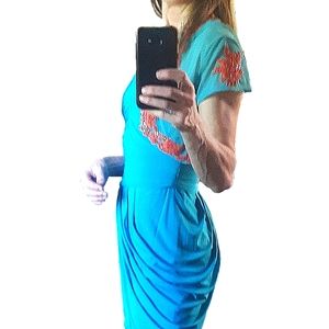 Marciano shrug top